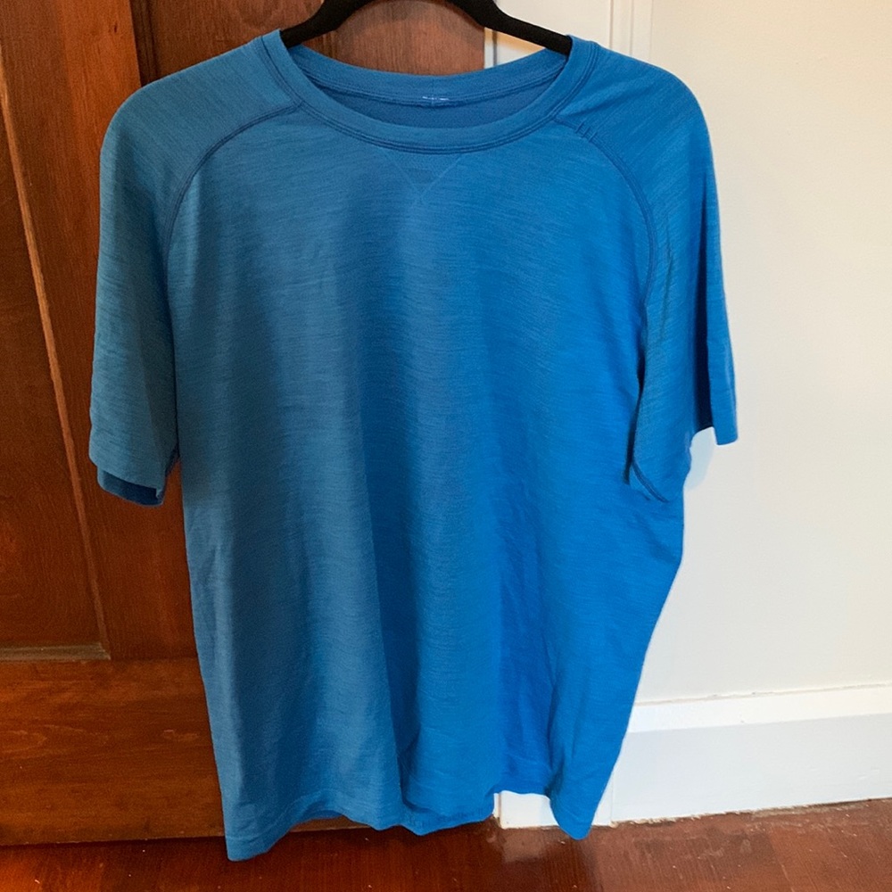 Lululemon Men’s Dry Sense Shirt, Sz L